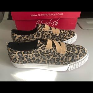 Brand new size 3 slide on shoes